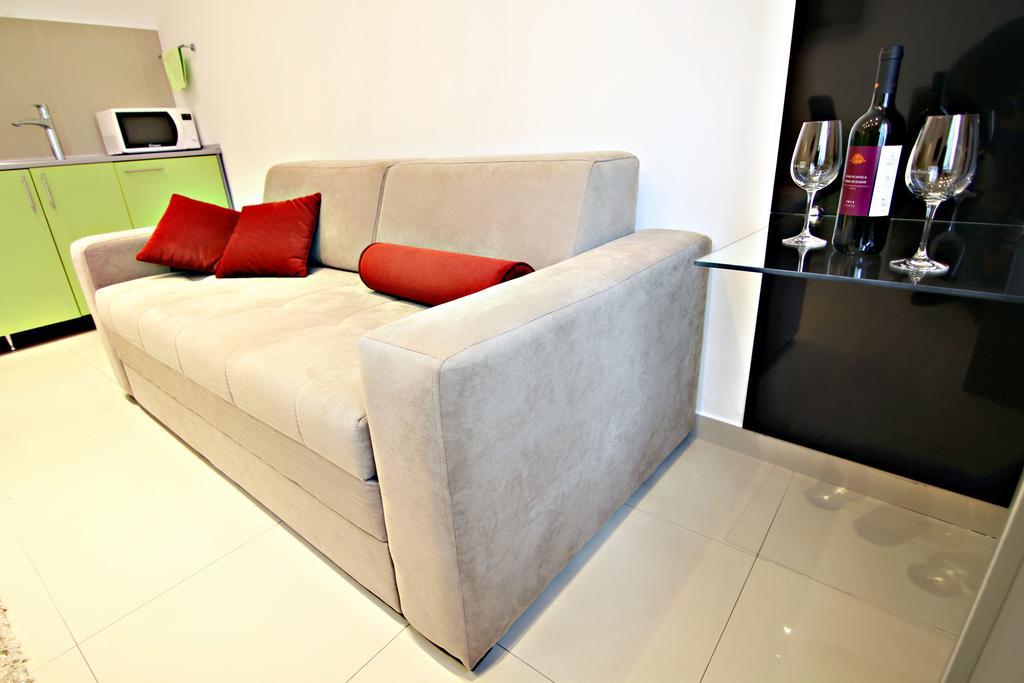 City Centre Apartment Нови Сад Екстериор снимка
